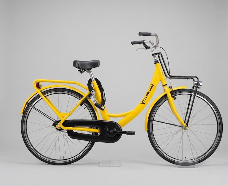 Yellow Bike stadsfiets, a classic Dutch city bike